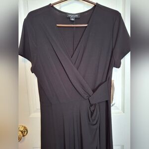 Perceptions NEW York  Classic Black Midi Dress